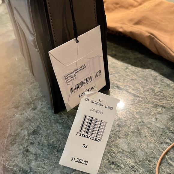 NWT Toteme T-flap handbag - can be used as crossbody or clutch. Dust bag incl. - Picture 2 of 6